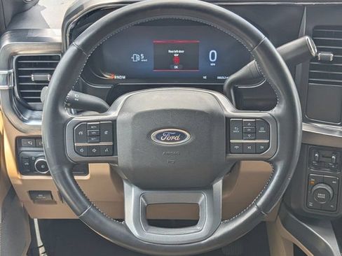 Used 2024 Ford F250 Lariat AWD/4WD image 20