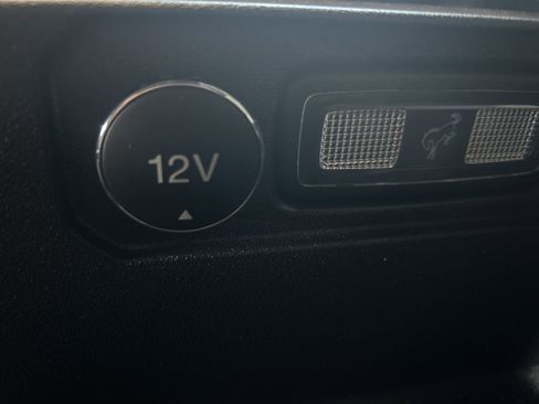 Used 2023 Ford Bronco Badlands image 13