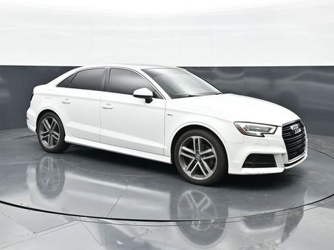 Used 2017 Audi A3 2.0T Premium Plus FWD image 3