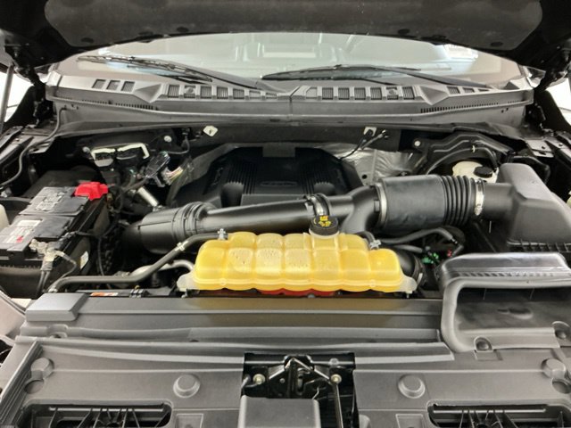 Used 2017 Ford F150 Lariat w/ Equipment Group 502A Luxury AWD/4WD image 33