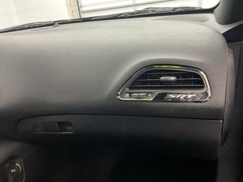 Used 2016 Dodge Challenger SRT Hellcat image 10