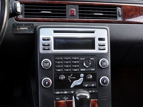 Used 2008 Volvo XC70 3.2 image 77