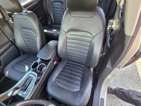 Used 2013 Ford Fusion SE image 11