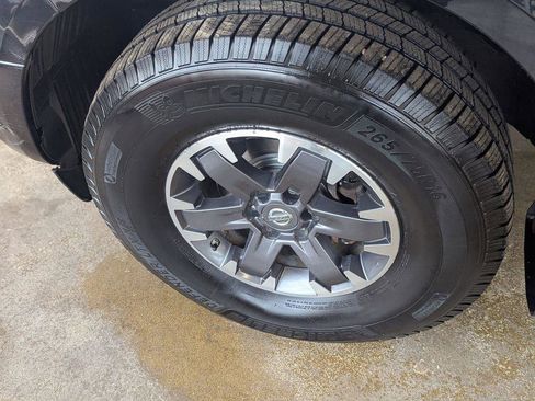 Used 2019 Nissan Frontier PRO-4X AWD/4WD image 26