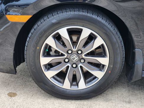 Used 2023 Honda Odyssey EX-L image 9