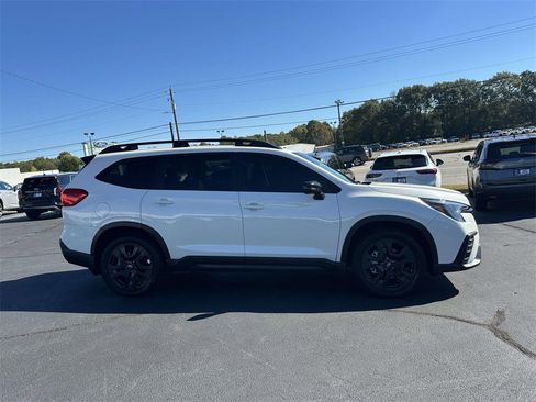 Used 2023 Subaru Ascent Onyx Edition image 28