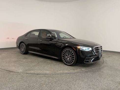 Used 2023 Mercedes-Benz S 580 4MATIC Sedan image 7