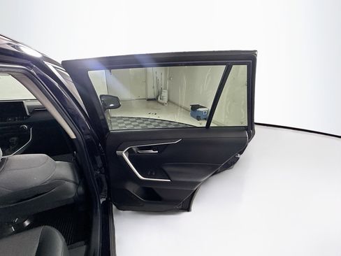 Used 2023 Toyota RAV4 XLE w/ Convenience Package FWD image 31