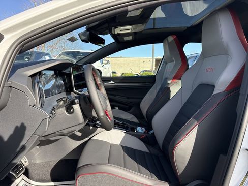 New 2026 Volkswagen GTI SE image 11