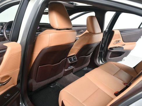 Used 2021 Lexus ES 350 w/ Premium Package image 6