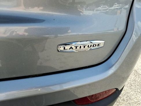 Used 2022 Jeep Compass Latitude w/ Convenience Group image 6