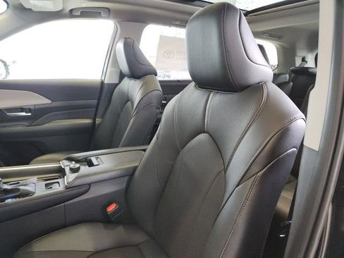 New 2026 Toyota Grand Highlander AWD image 16