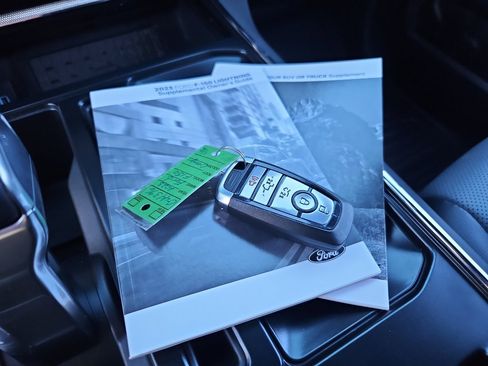 Used 2023 Ford F150 Lightning Lariat image 23