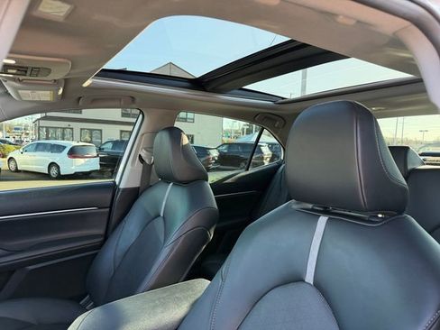 Used 2023 Toyota Camry XSE w/ Cold Weather Package image 27