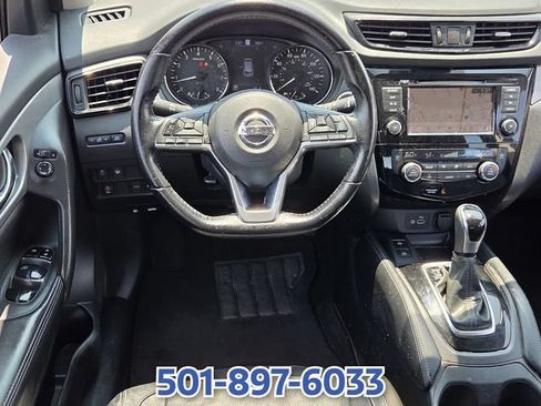 Used 2020 Nissan Rogue Sport SL FWD image 11