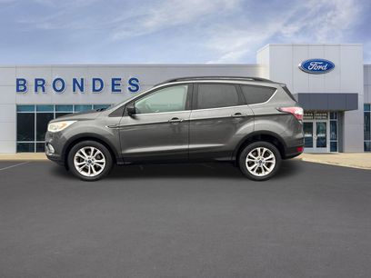 Used 2017 Ford Escape SE w/ SE Leather Comfort Package