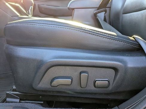 Used 2017 Subaru Legacy 2.5i Limited image 14