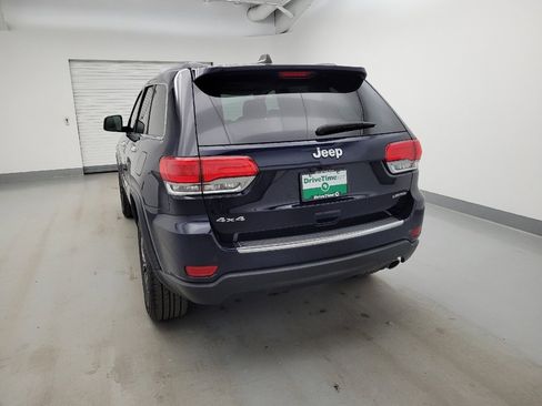 Used 2017 Jeep Grand Cherokee Limited AWD/4WD image 6