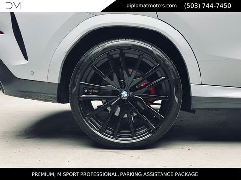 Used 2025 BMW X6 xDrive40i w/ Premium Package AWD/4WD image 45