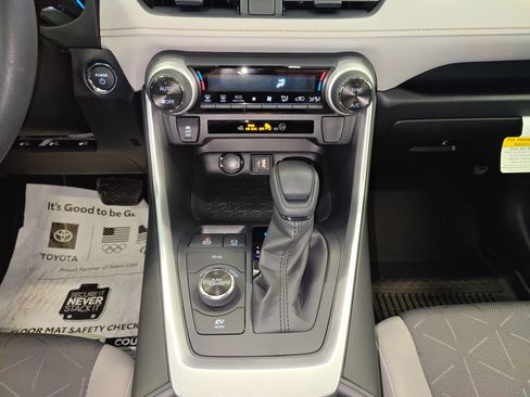 New 2025 Toyota RAV4 XLE image 24
