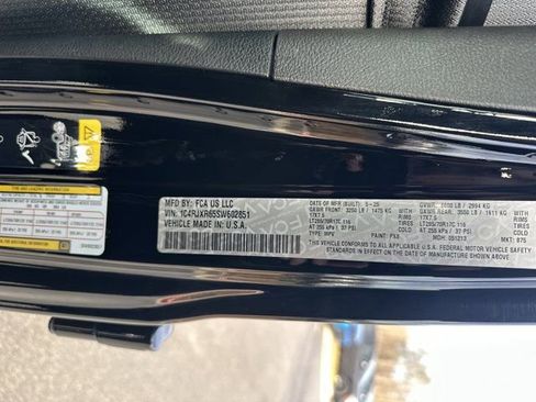 Certified 2025 Jeep Wrangler Unlimited Rubicon 4xe w/ Safety Group image 31