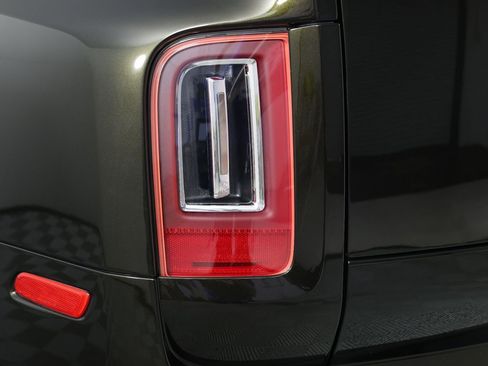 Certified 2023 Rolls-Royce Cullinan Black Badge w/ Driver's Package image 21