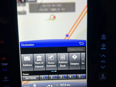 Used 2017 Toyota Prius Prime Premium image 59