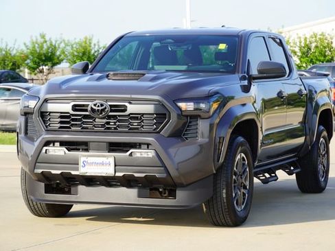 Used 2026 Toyota Tacoma TRD Sport RWD image 3
