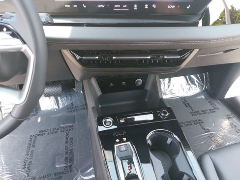 New 2027 Audi Q6 e-tron Premium Plus AWD/4WD image 21