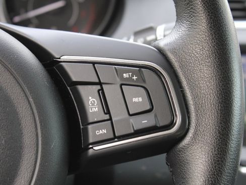 Used 2019 Jaguar E-PACE S image 19