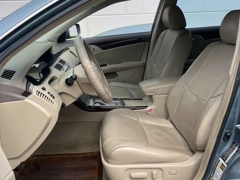Used 2008 Toyota Avalon XLS FWD image 3