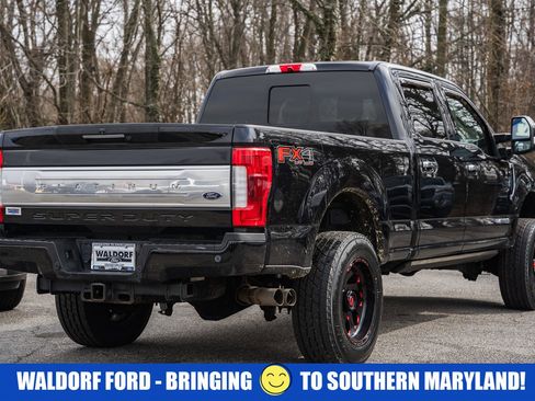 Used 2018 Ford F250 Platinum w/ Platinum Ultimate Package image 5