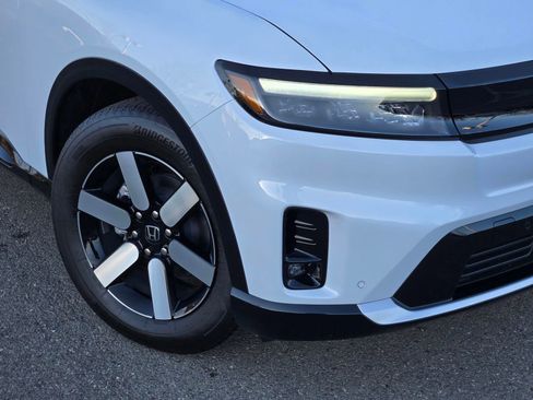 New 2026 Honda Prologue Touring image 9