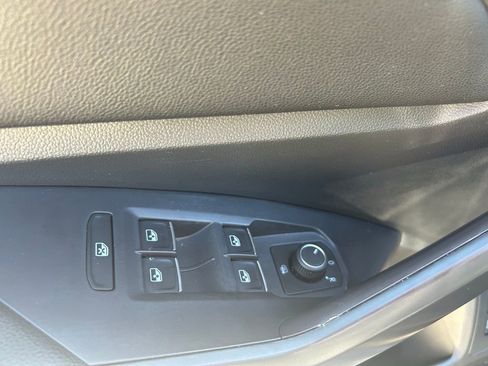 Certified 2021 Volkswagen Jetta SE w/ SE Cold Weather Package image 45