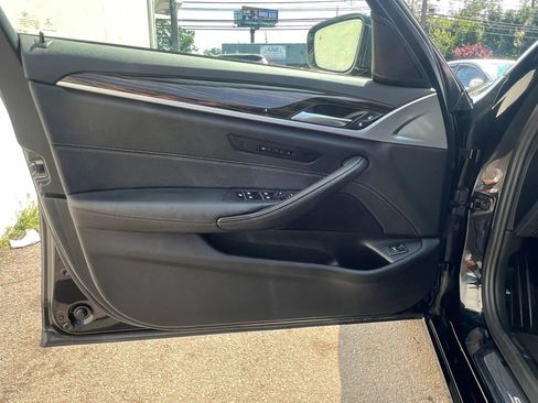 Used 2019 BMW 540i xDrive AWD/4WD image 12