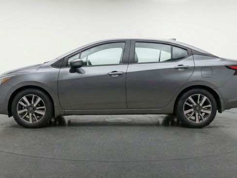Used 2025 Nissan Versa SV FWD image 5