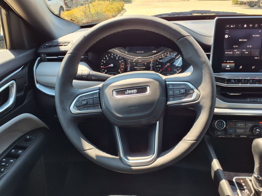Used 2024 Jeep Compass Limited AWD/4WD image 19