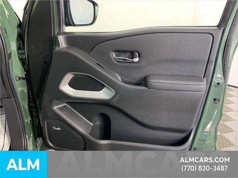 Used 2024 Nissan Frontier SL w/ Technology Package image 35