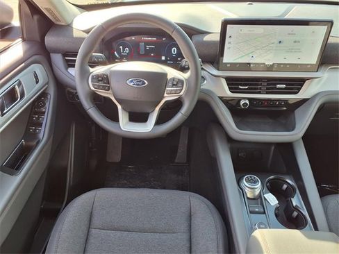 New 2026 Ford Explorer Active image 6