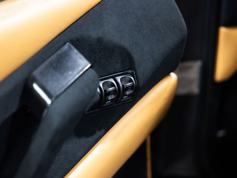 Used 1995 Ferrari F355 Berlinetta image 19