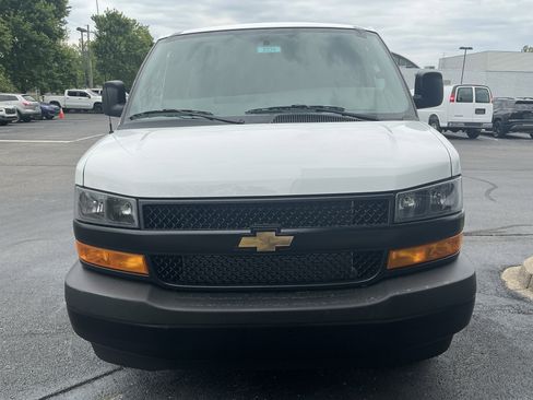 New 2026 Chevrolet Express 2500 RWD image 3