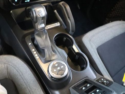 Used 2023 Ford Bronco Big Bend image 24