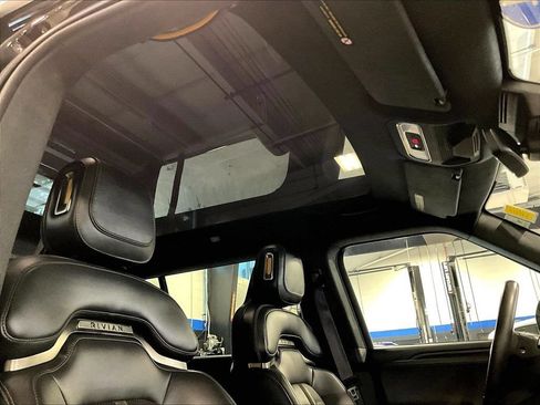 Used 2024 Rivian R1S Adventure AWD/4WD image 23