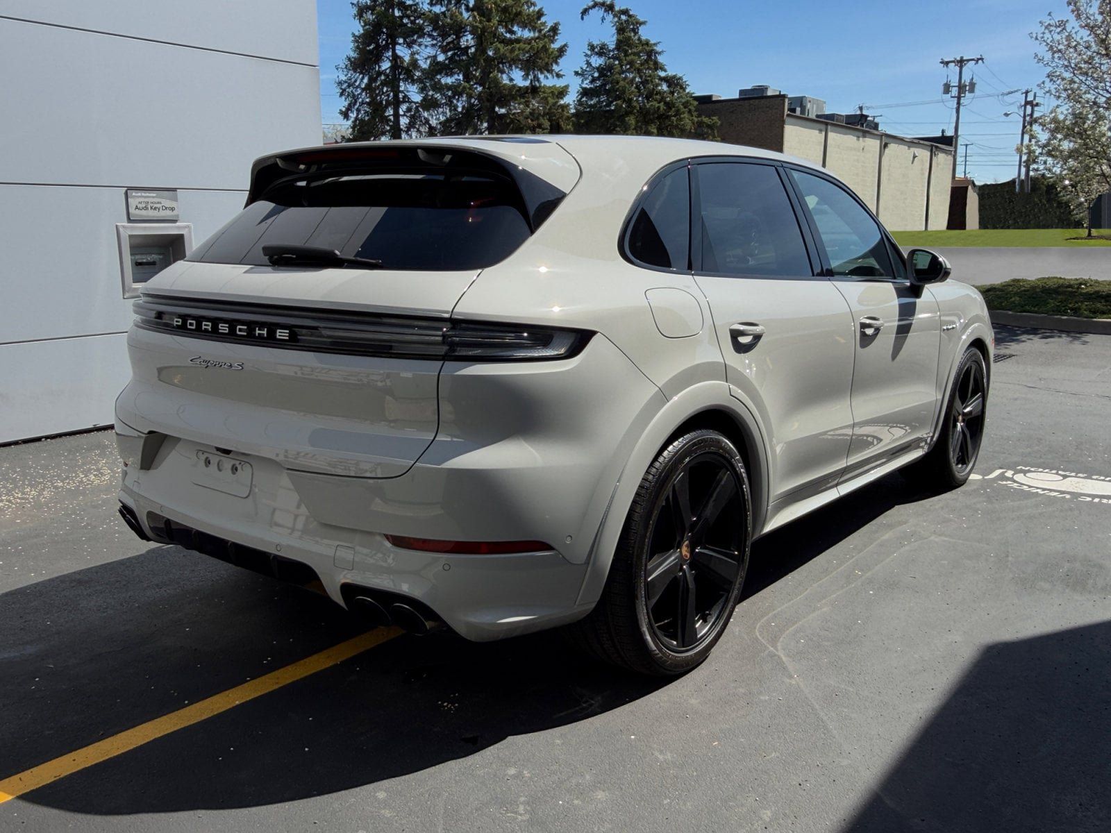 Certified 2026 Porsche Cayenne S AWD/4WD image 13
