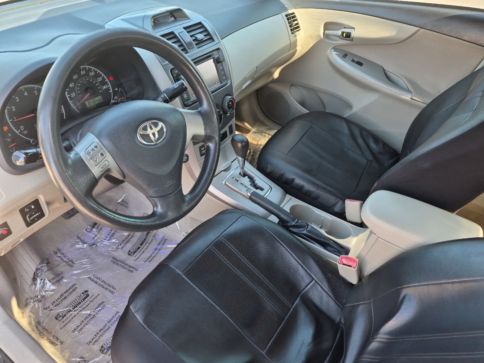 Used 2013 Toyota Corolla LE FWD image 9