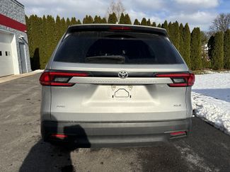 Used 2025 Toyota Grand Highlander AWD video 4