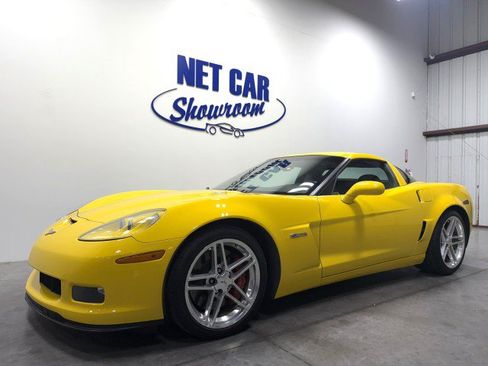 Used 2007 Chevrolet Corvette Z06 w/ Preferred Equipment Group RWD image 6