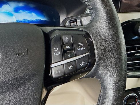 Used 2021 Ford Escape SEL w/ Technology Package image 15