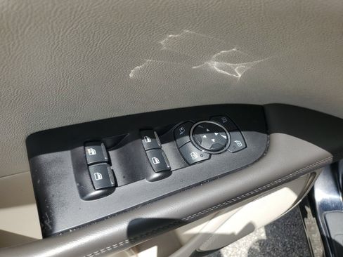 Used 2019 Lincoln Nautilus Select image 18