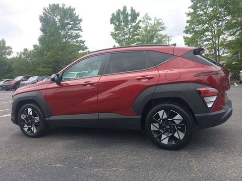 Used 2025 Hyundai Kona SEL FWD image 6